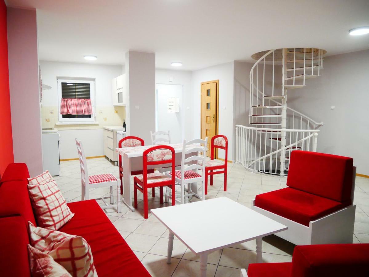 Niewinne Domki - Burgundia Żywiec Extérieur photo